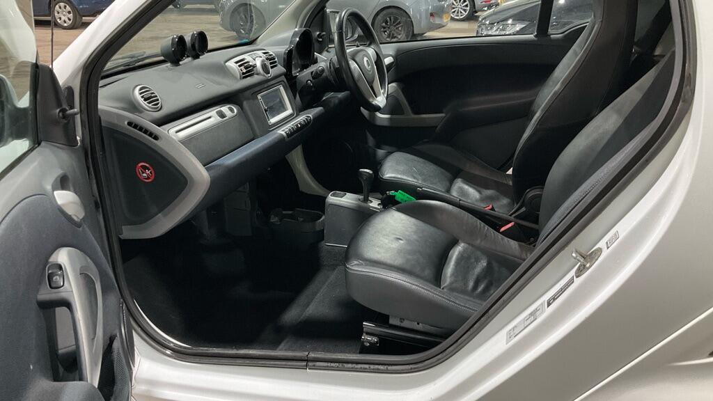 Used smart fortwo 2011 for sale - 77103385: Photo 10
