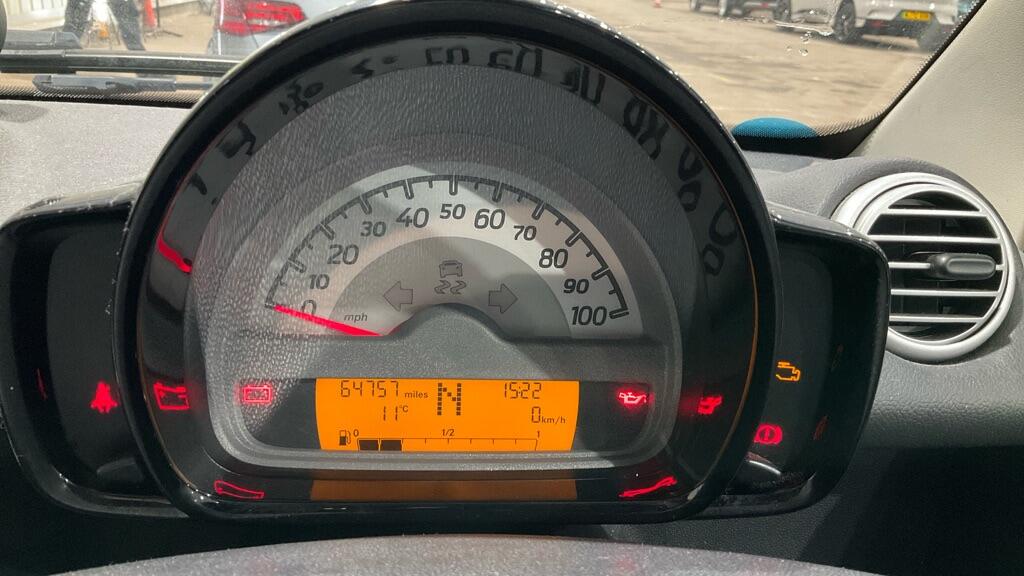 Used smart fortwo 2011 for sale - 77103385: Photo 12