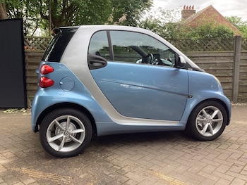 Used smart fortwo 2011 for sale - 79047574: Photo
