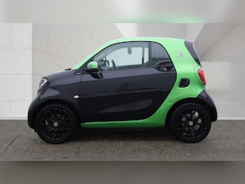 Used smart fortwo 2017 for sale - 79814123: Photo