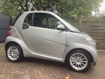 Used smart fortwo 2011 for sale - 79765585: Photo