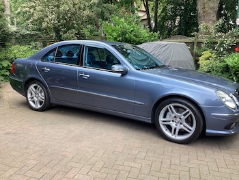 Used Mercedes-Benz E Class 2004 for sale - 78909400: Photo