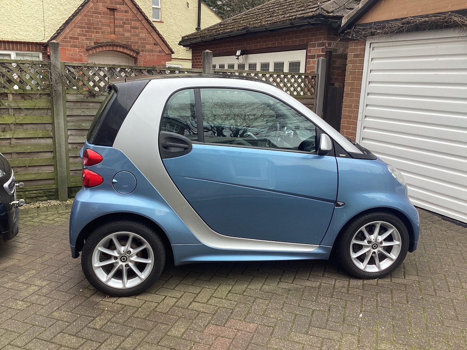 Used smart fortwo 2013 for sale - 77641796: Photo 2
