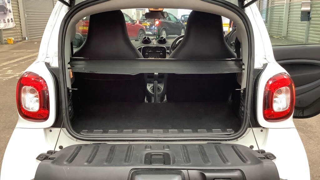 Used smart fortwo 2019 for sale - 77733460: Photo 8