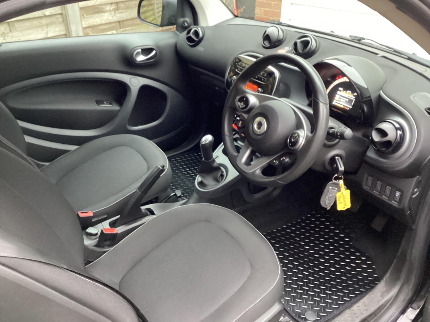 Used smart fortwo 2018 for sale - 77029273: Photo 7