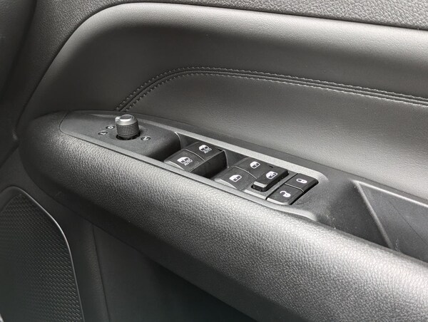 Used Jeep Compass 2023 for sale - 76188925: Photo 23