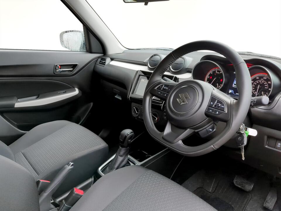 Used Suzuki Swift 2022 for sale - 77598116: Photo 8