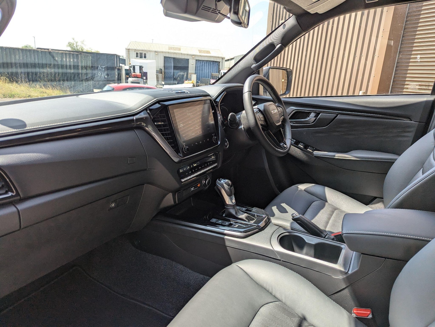 Used Isuzu D-Max 2025 for sale - 77155568: Photo 7