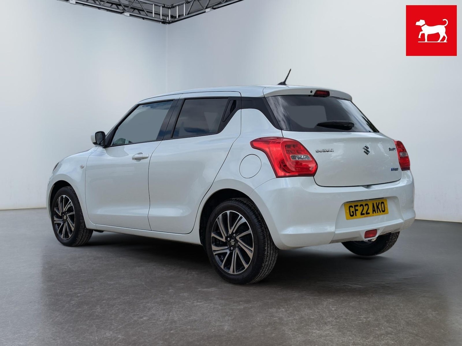 Used Suzuki Swift 2022 for sale - 76645887: Photo 2