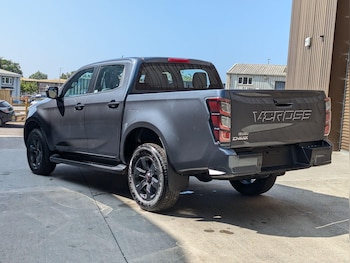 Used Isuzu D-Max 2025 for sale - 77155747: Photo