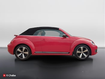 Used Volkswagen Beetle 2015 for sale - 78334846: Photo