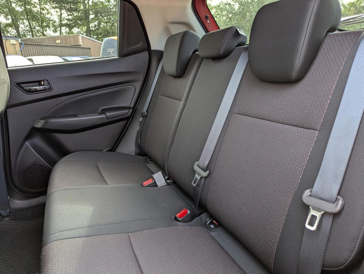 Used Suzuki Swift 2022 for sale - 76620546: Photo 11