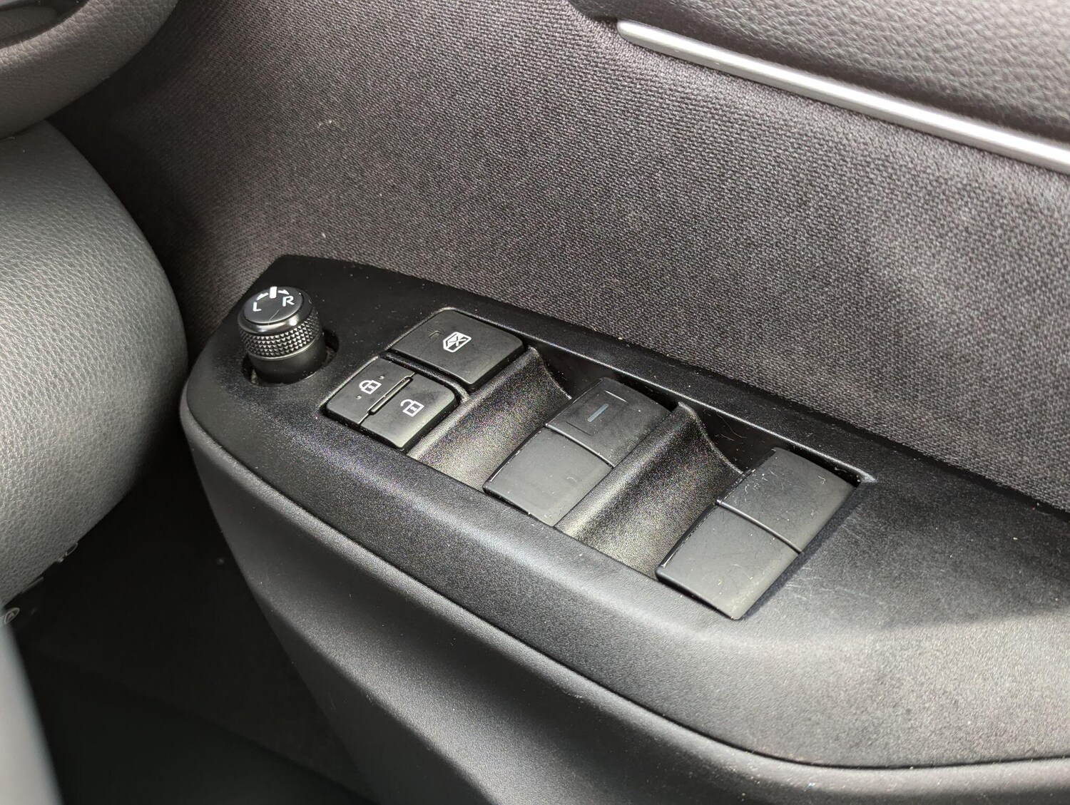 Used Toyota Yaris 2022 for sale - 76239214: Photo 18