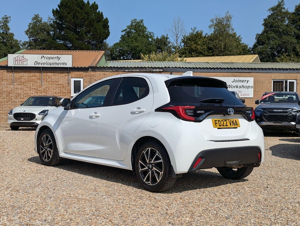 Used Toyota Yaris 2022 for sale - 76239214: Photo 2