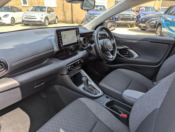 Used Toyota Yaris 2022 for sale - 76239214: Photo 7