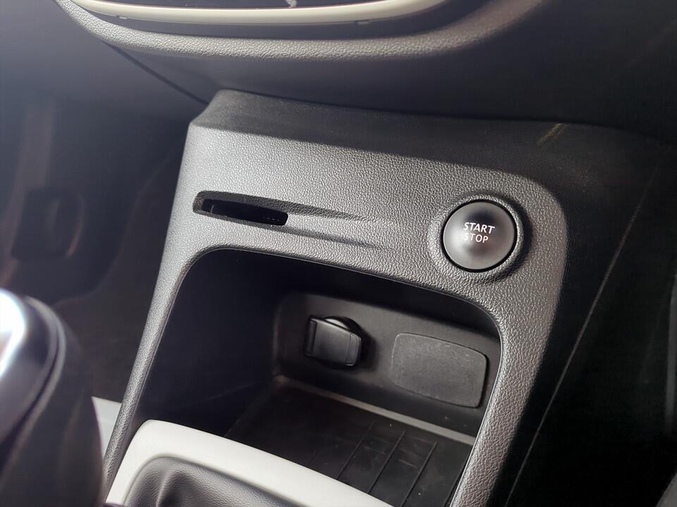 Used Renault Captur 2019 for sale - 76608101: Photo 21