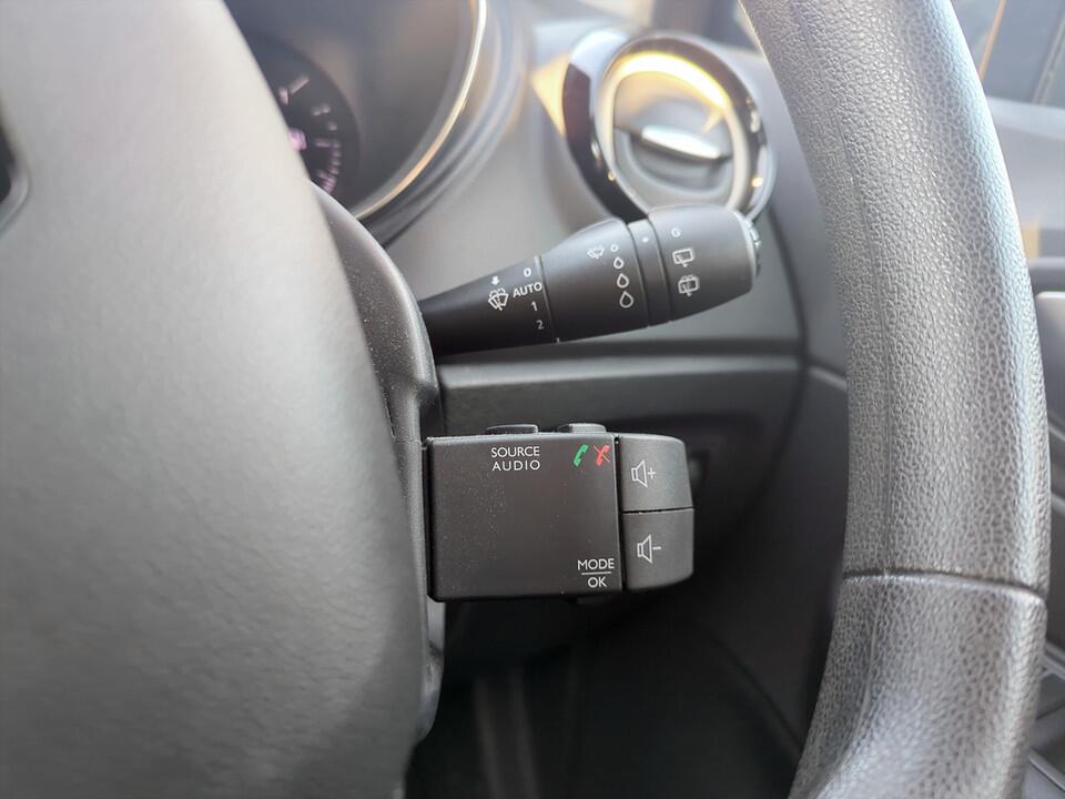 Used Renault Captur 2019 for sale - 76608101: Photo 23