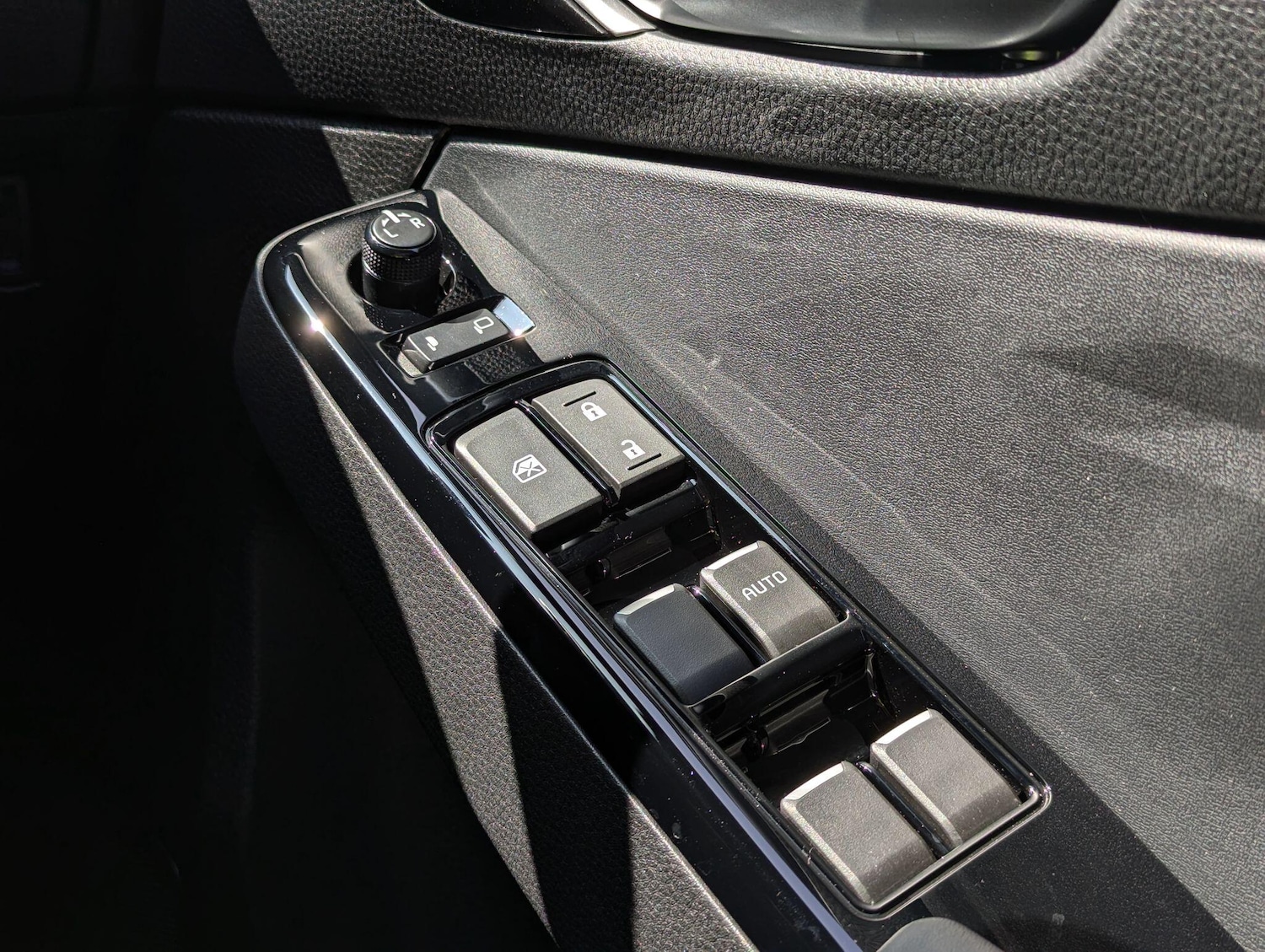 Used Isuzu D-Max 2025 for sale - 77155757: Photo 25