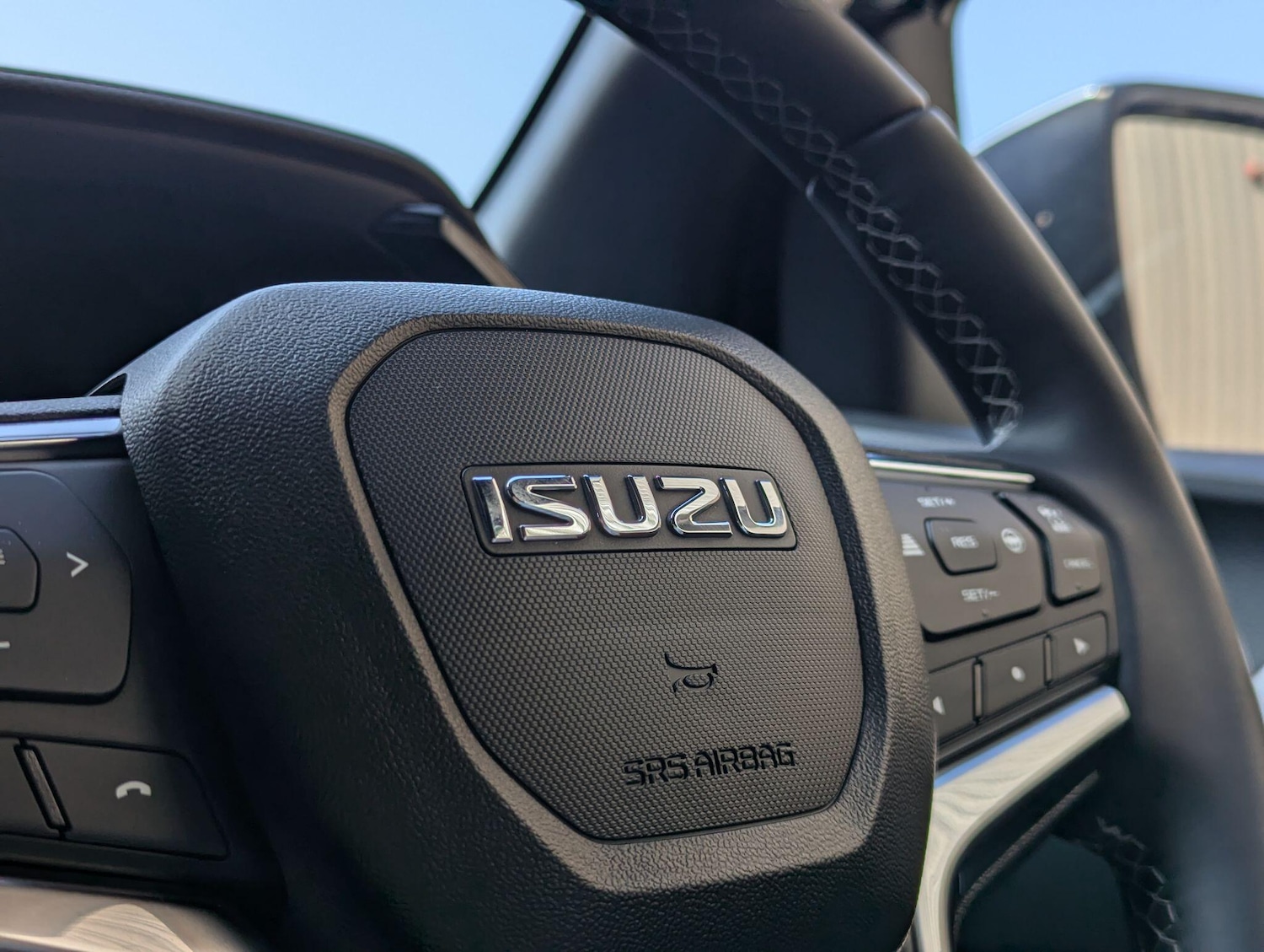 Used Isuzu D-Max 2025 for sale - 77155303: Photo 23