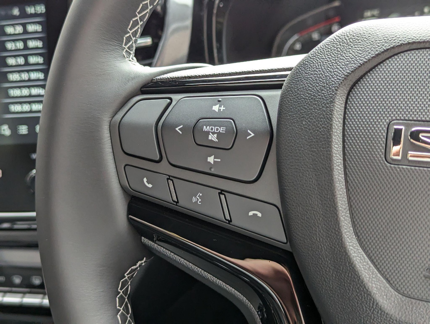 Used Isuzu D-Max 2025 for sale - 77156309: Photo 15