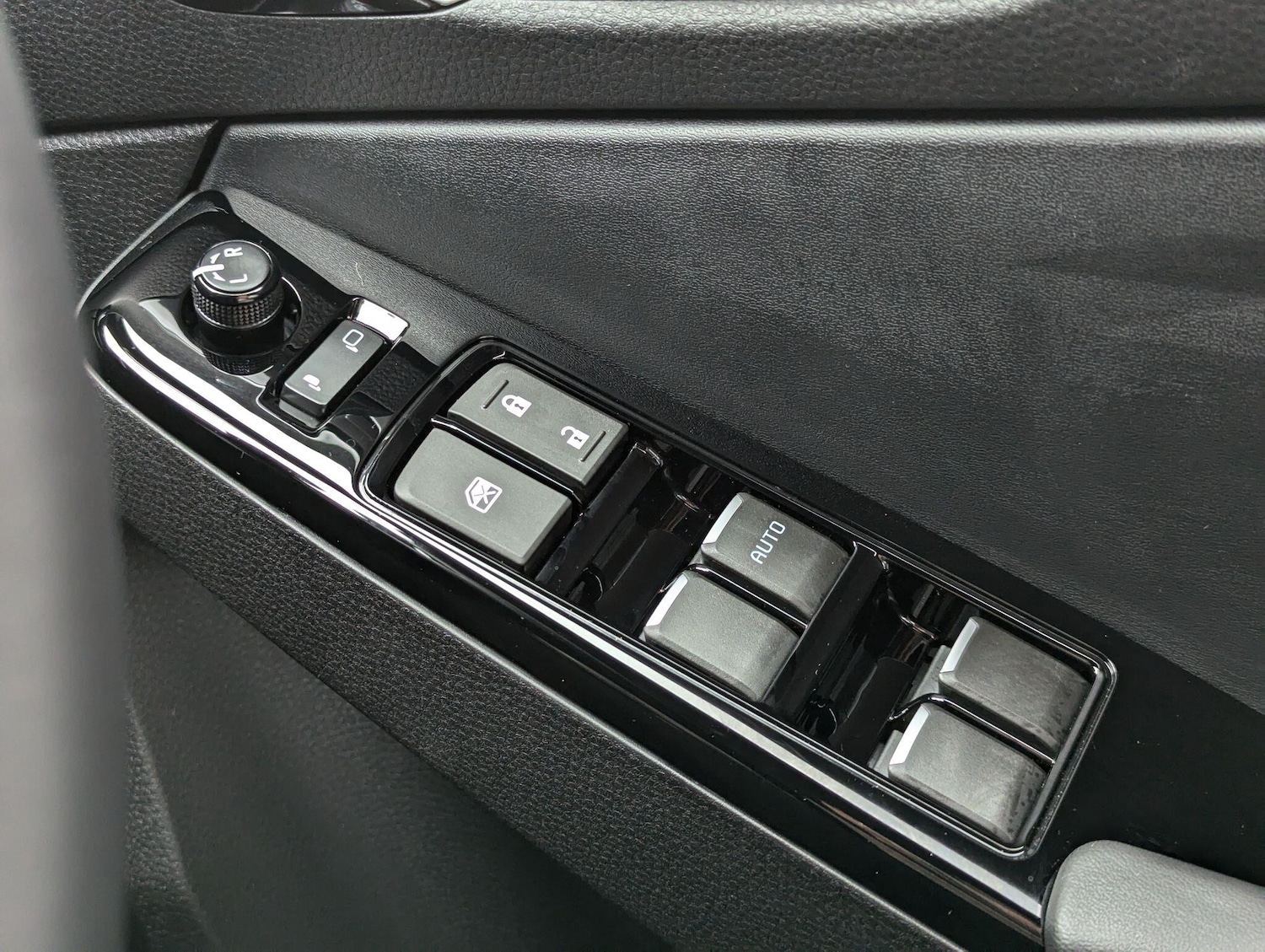 Used Isuzu D-Max 2025 for sale - 77156309: Photo 24