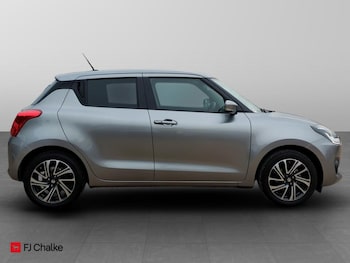 Used Suzuki Swift 2023 for sale - 76658716: Photo