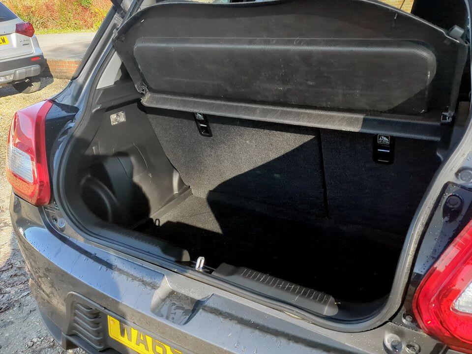 Used Suzuki Swift 2019 for sale - 76688740: Photo 11