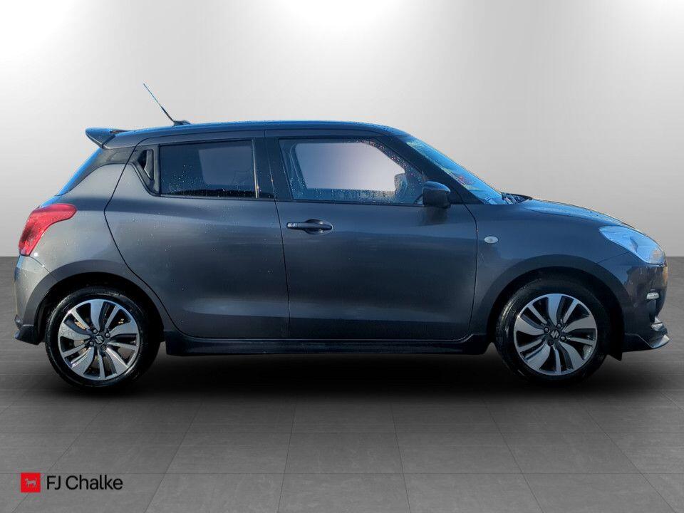 Used Suzuki Swift 2019 for sale - 76688740: Photo 3