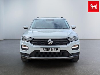 Used Volkswagen T-Roc 2019 for sale - 75696566: Photo