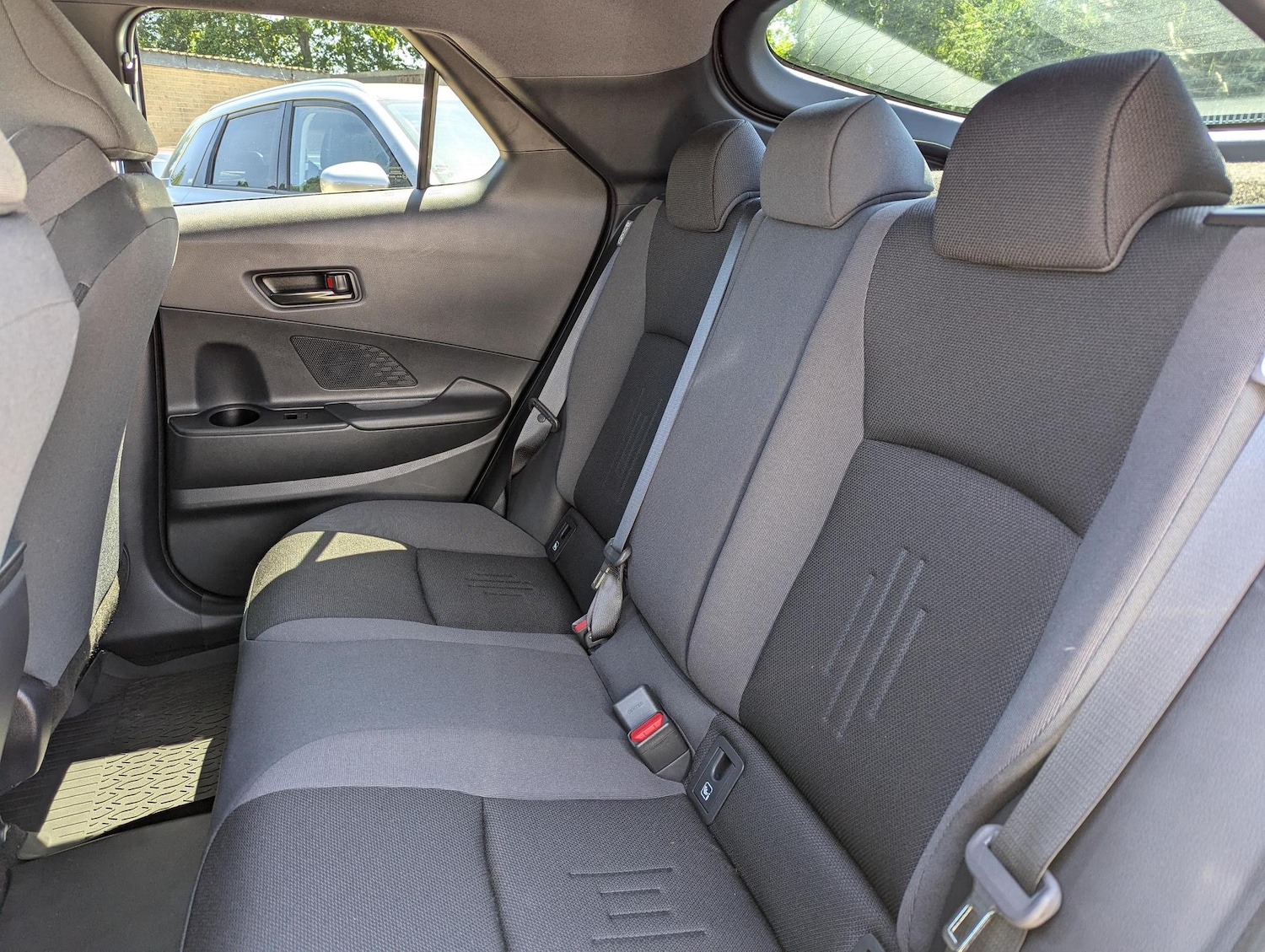 Used Toyota C-HR 2024 for sale - 76153085: Photo 10