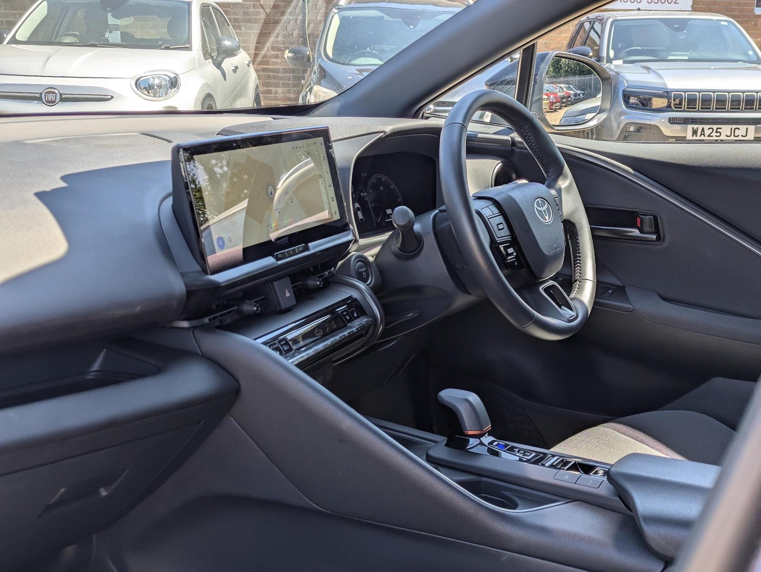 Used Toyota C-HR 2024 for sale - 76153085: Photo 7