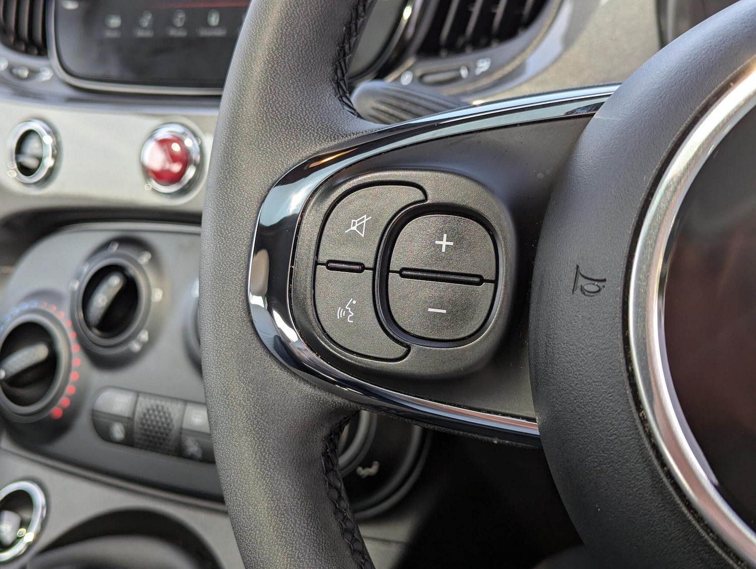 Used Fiat 500 2022 for sale - 76152063: Photo 11