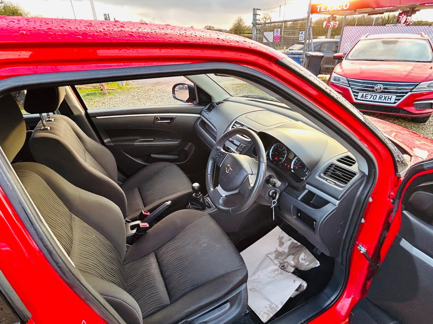 Used Suzuki Swift 2013 for sale - 77397468: Photo 3