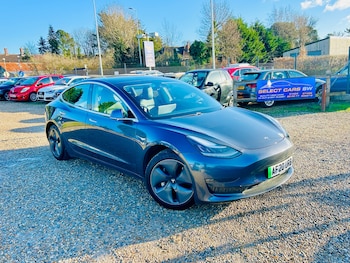 2020 (20) - Long Range AWD 4dr Auto