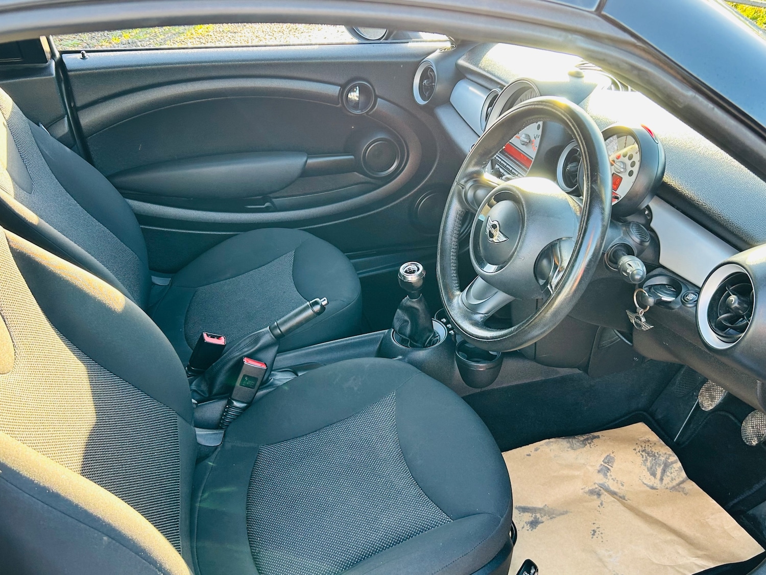 Used MINI Coupe 2014 for sale - 76804321: Photo 2