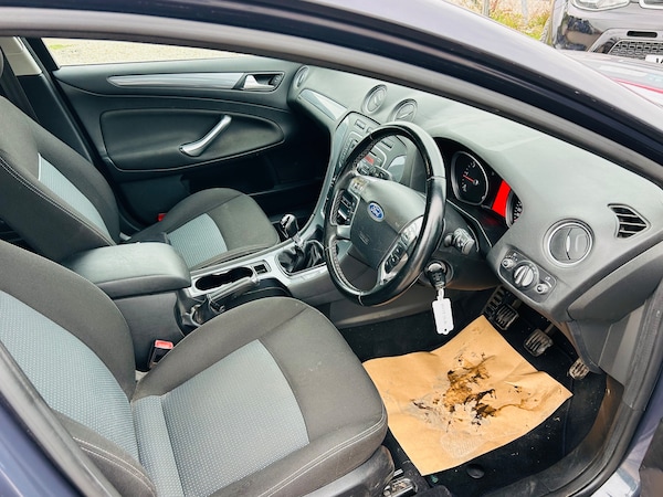 Used Ford Mondeo 2013 for sale - 76316056: Photo 3
