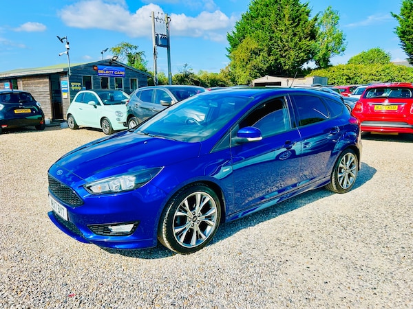 Used Ford Focus 2017 for sale - 75079147: Photo 5