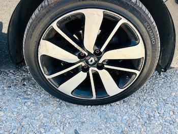 Used Renault Clio 2016 for sale - 75611084: Photo