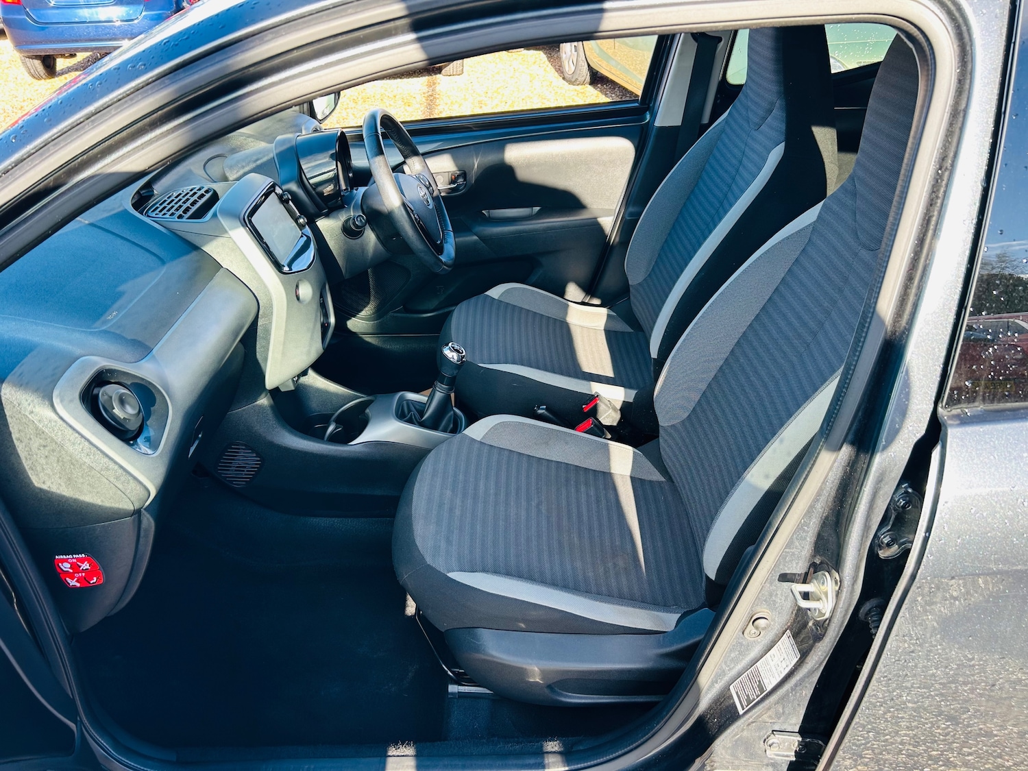 Used Toyota AYGO 2019 for sale - 76750898: Photo 11