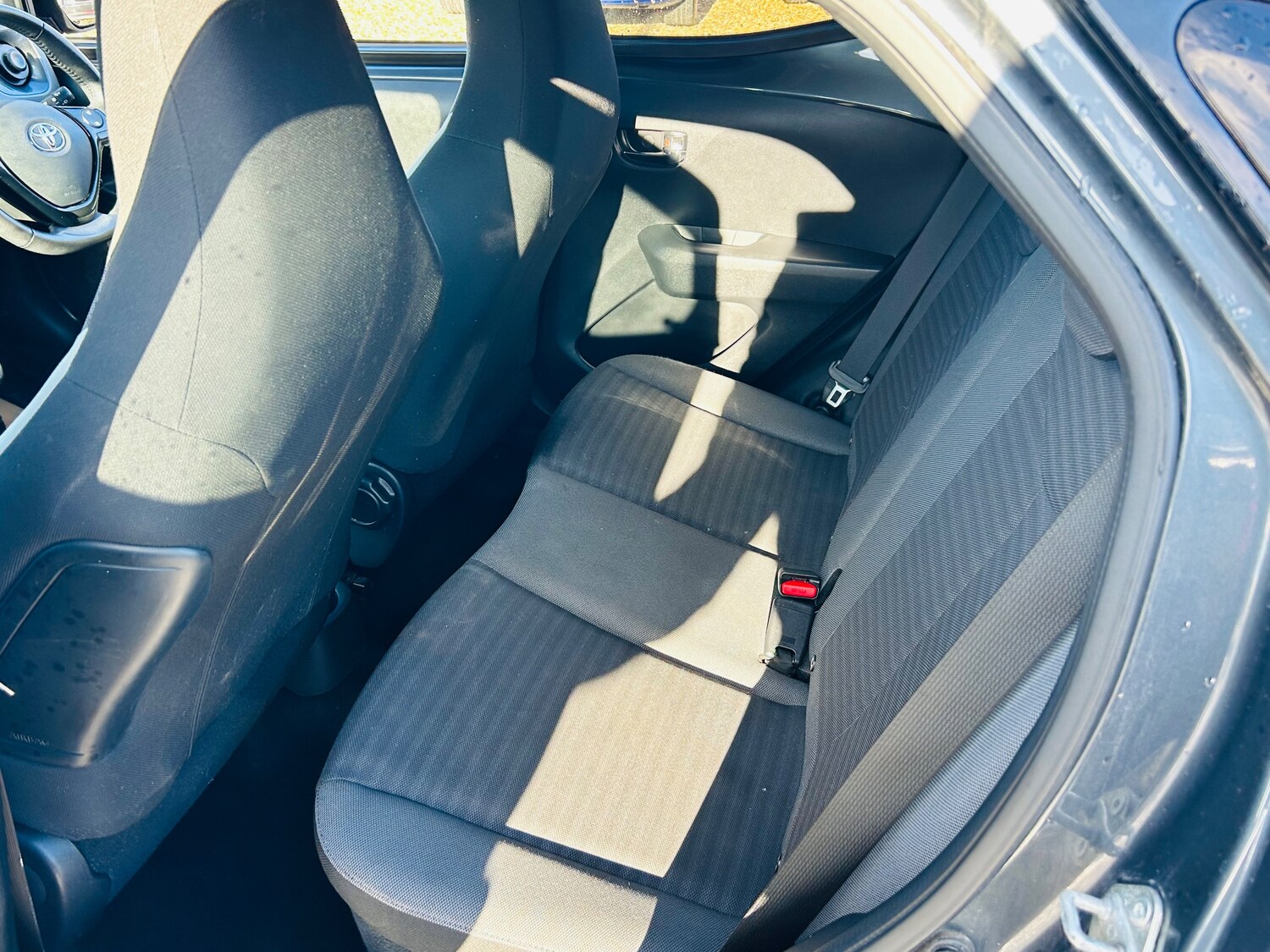 Used Toyota AYGO 2019 for sale - 76750898: Photo 12