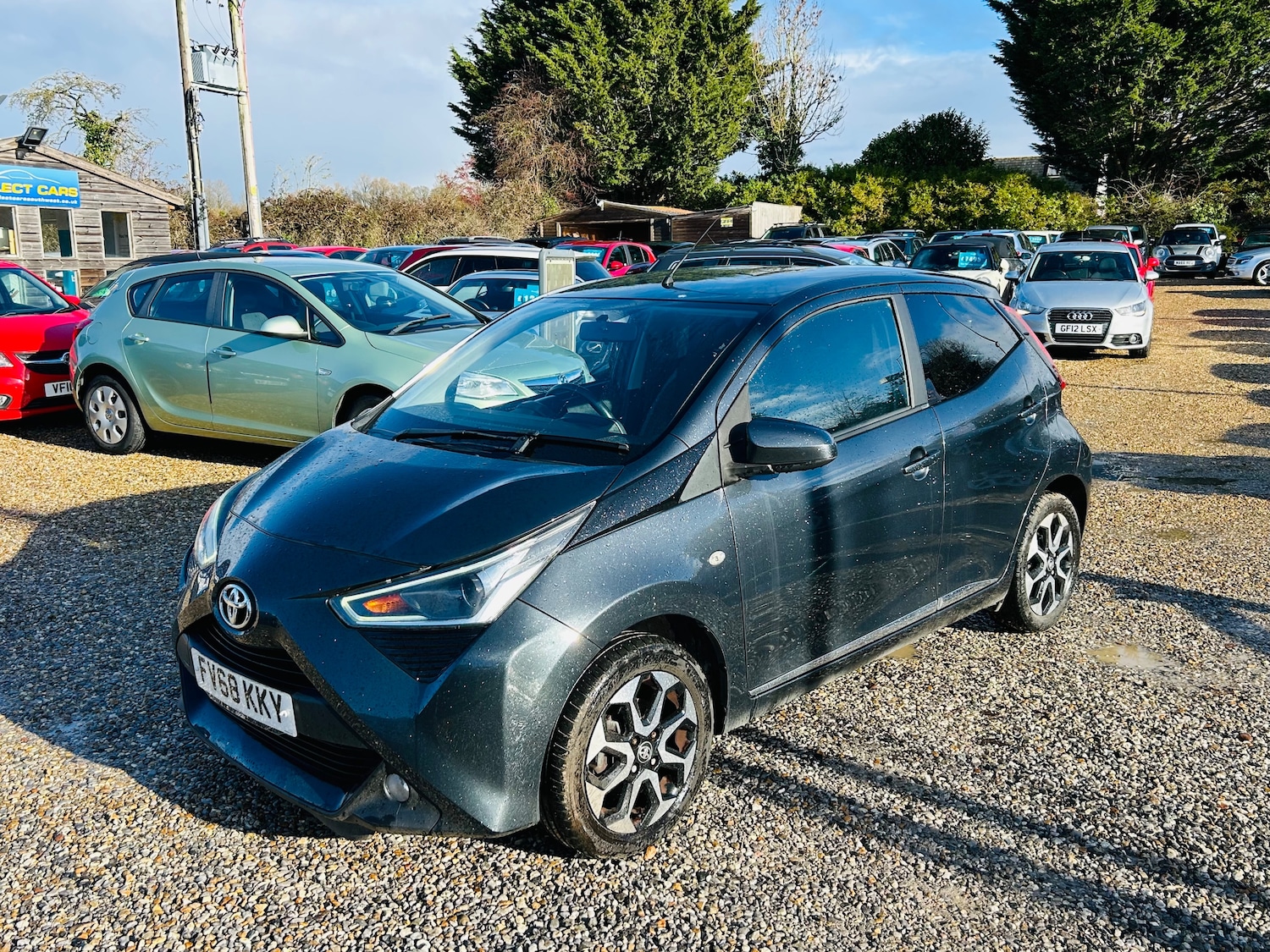 Used Toyota AYGO 2019 for sale - 76750898: Photo 4