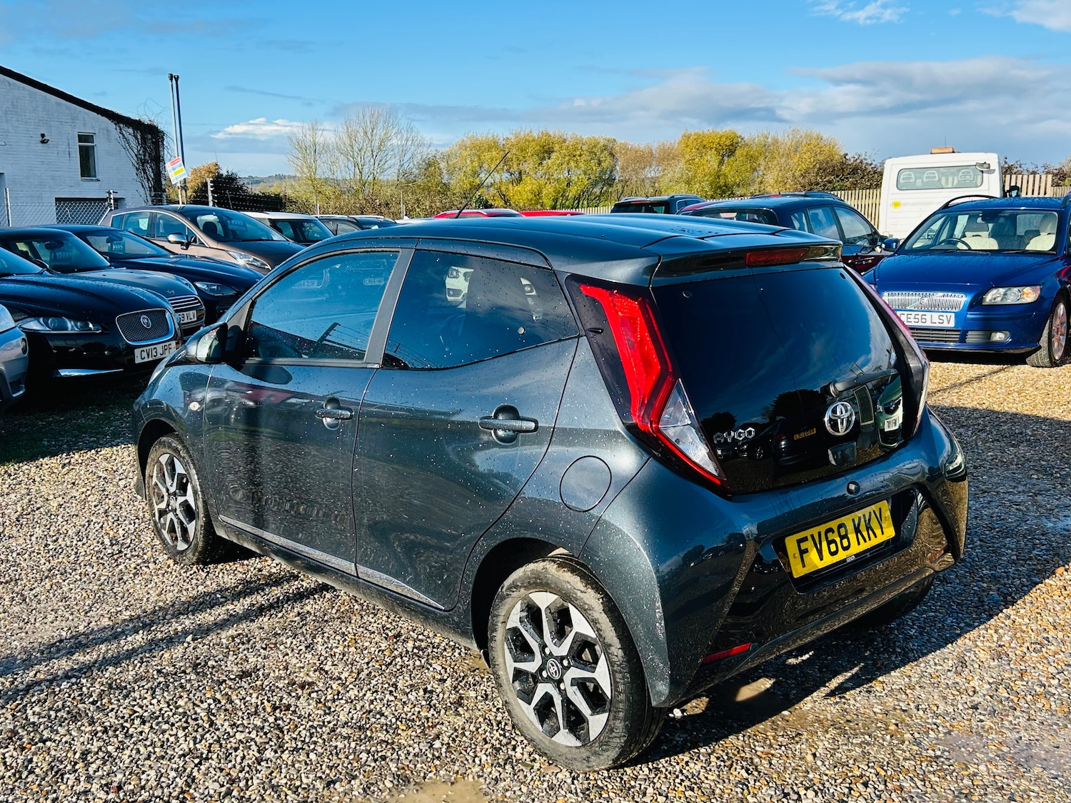 Used Toyota AYGO 2019 for sale - 76750898: Photo 6