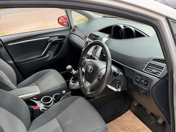 Used Toyota Verso 2014 for sale - 78960449: Photo