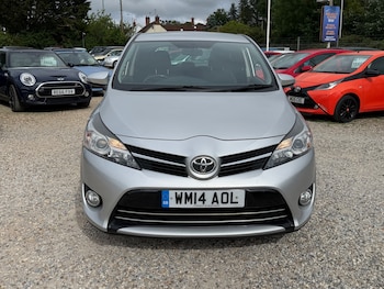 Used Toyota Verso 2014 for sale - 78960449: Photo