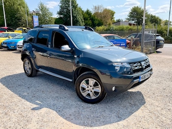 Used Dacia Duster 2015 for sale - 79541602: Photo