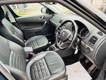 Used Skoda Yeti 2015 for sale - 76316051: Photo 2