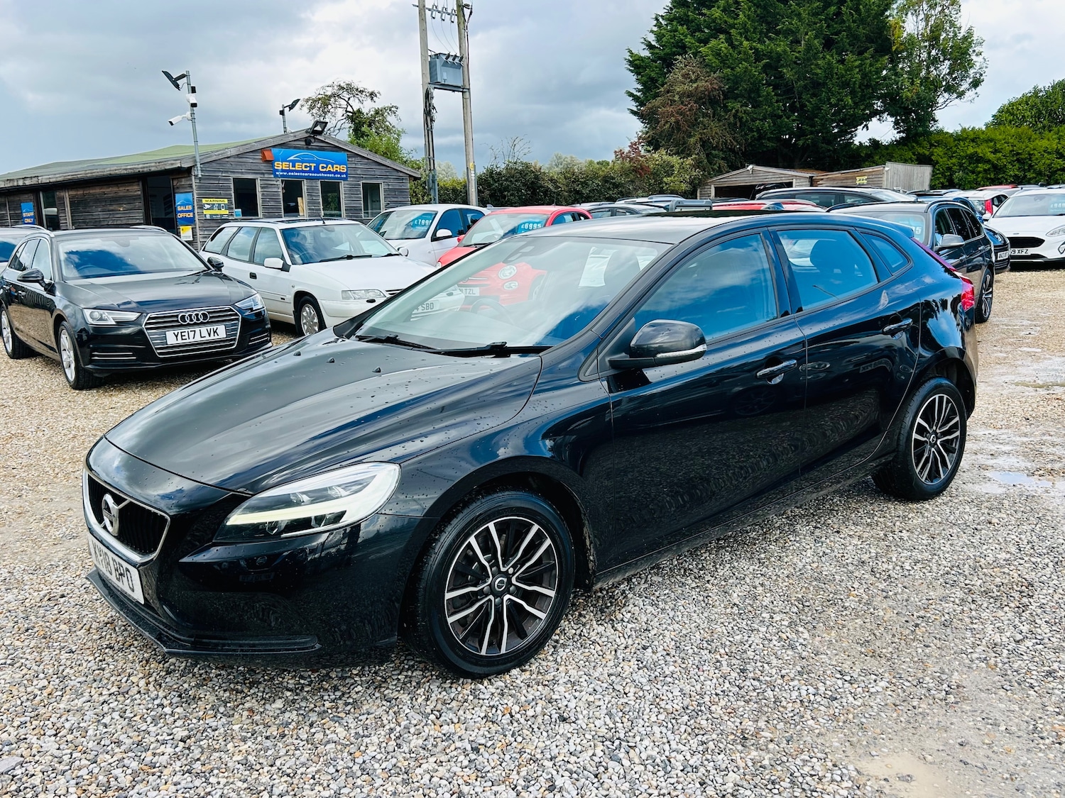 Used Volvo V40 2018 for sale - 75860493: Photo 5
