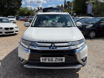 Used Mitsubishi Outlander 2016 for sale - 79612697: Photo