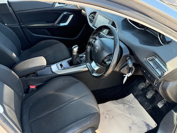 Used Peugeot 308 2015 for sale - 78385508: Photo