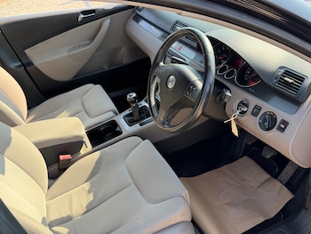Used Volkswagen Passat 2006 for sale - 79184625: Photo